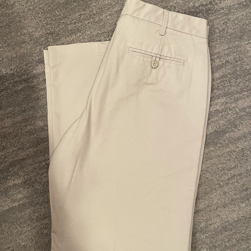 Izod Men’s Khakis